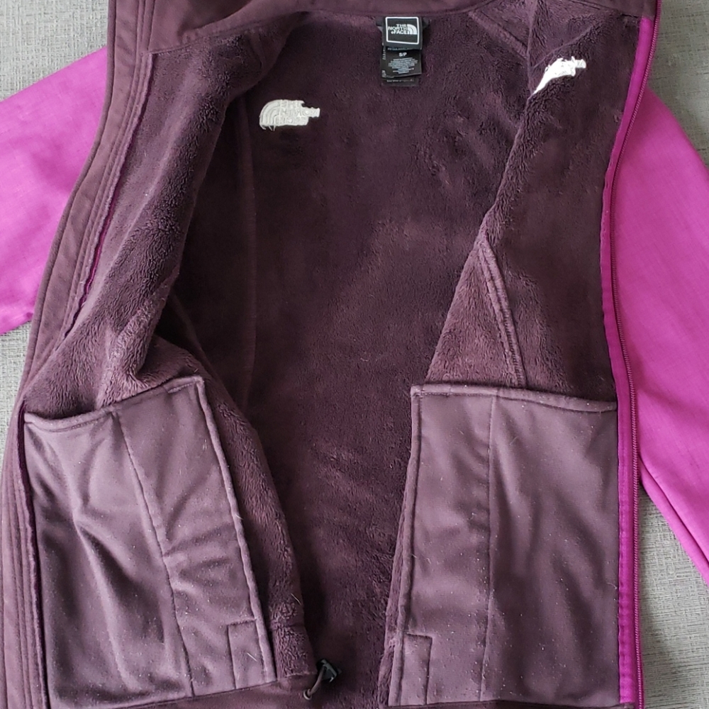 Waterproof North Face Softshell Jacket - image 3